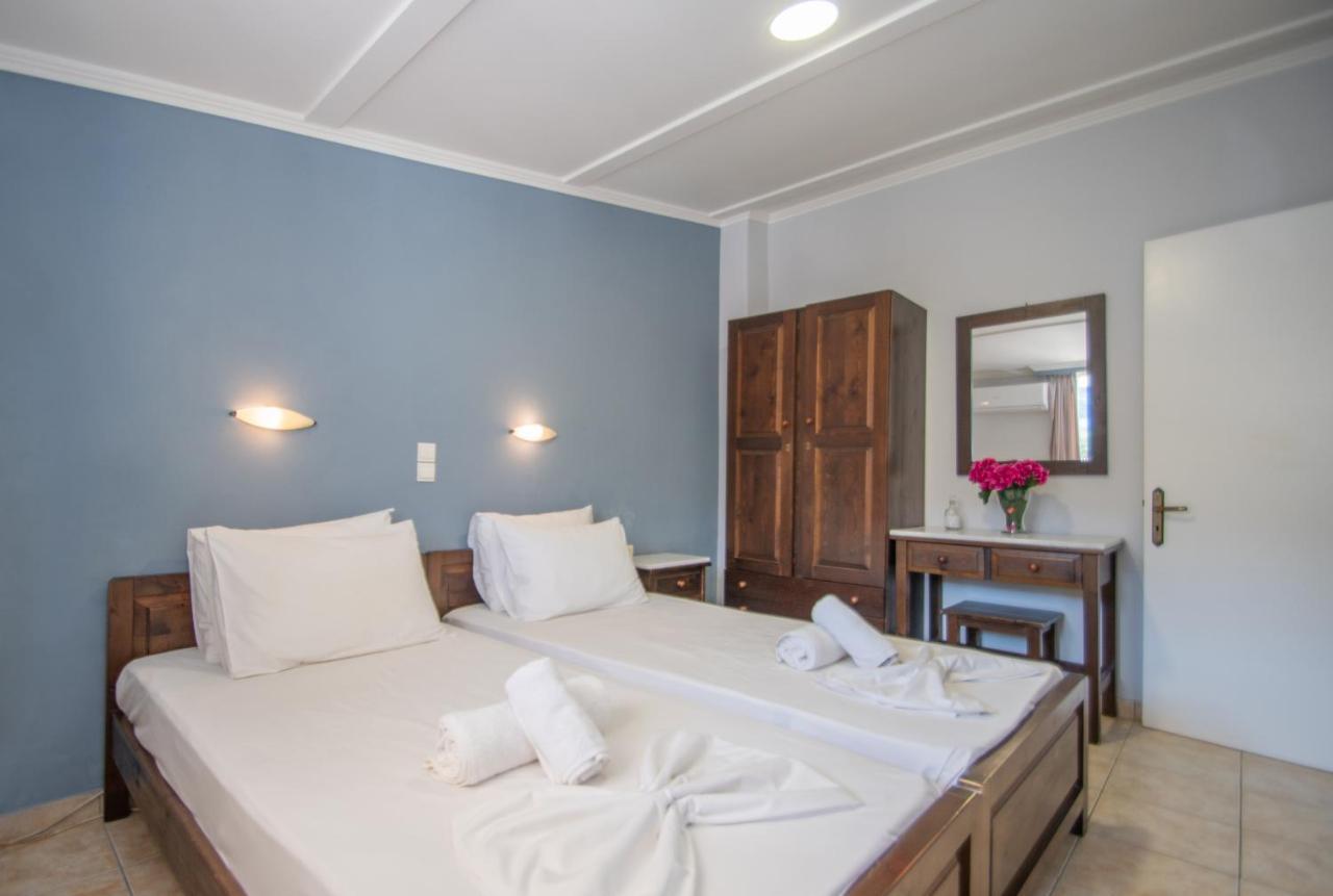 Salt Lake Junior Suites 알리케스 외부 사진