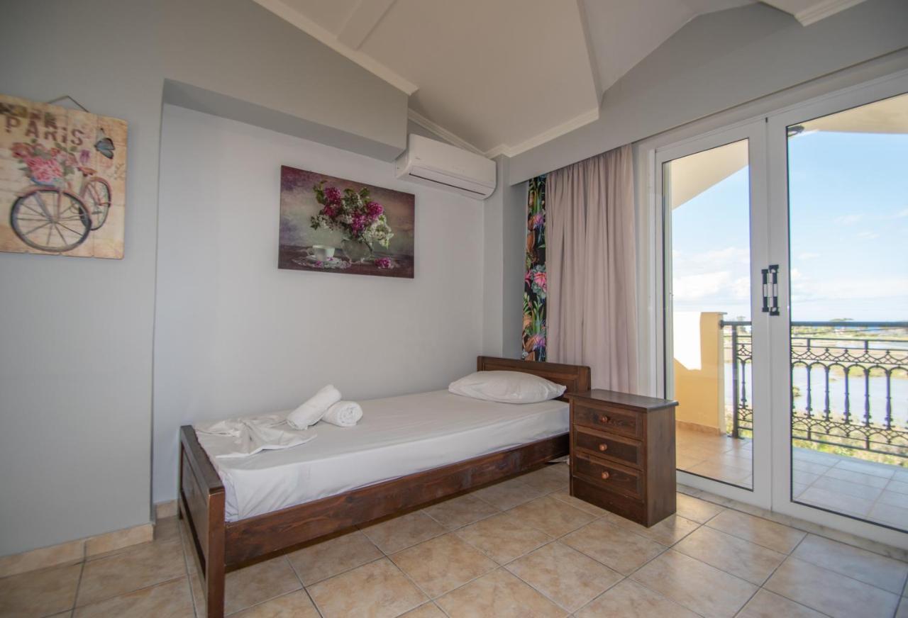 Salt Lake Junior Suites 알리케스 외부 사진