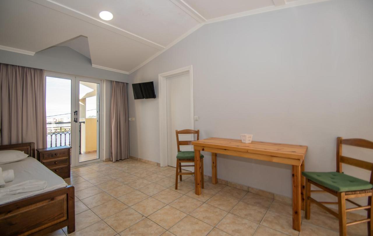 Salt Lake Junior Suites 알리케스 외부 사진